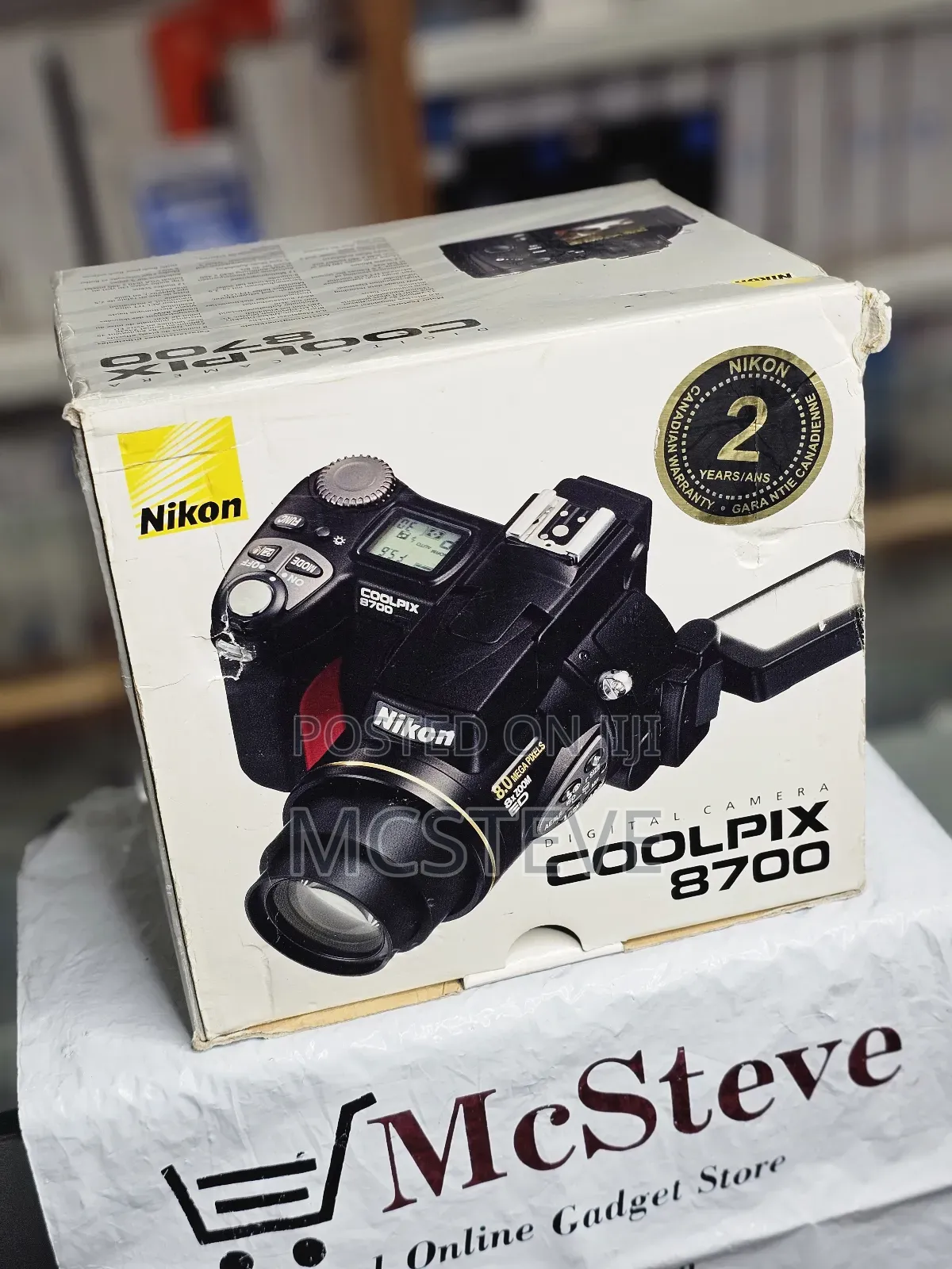 Nikon Coolpix 8700 Digital Camera