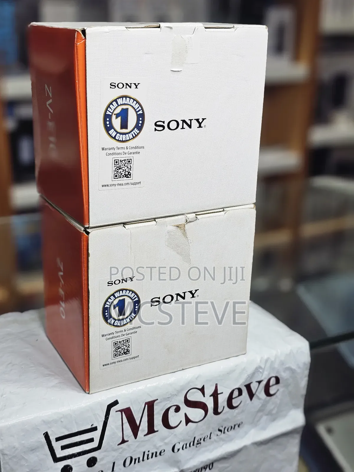 Sony ZV-E10 Professional Camera for Youtube/Vlogging