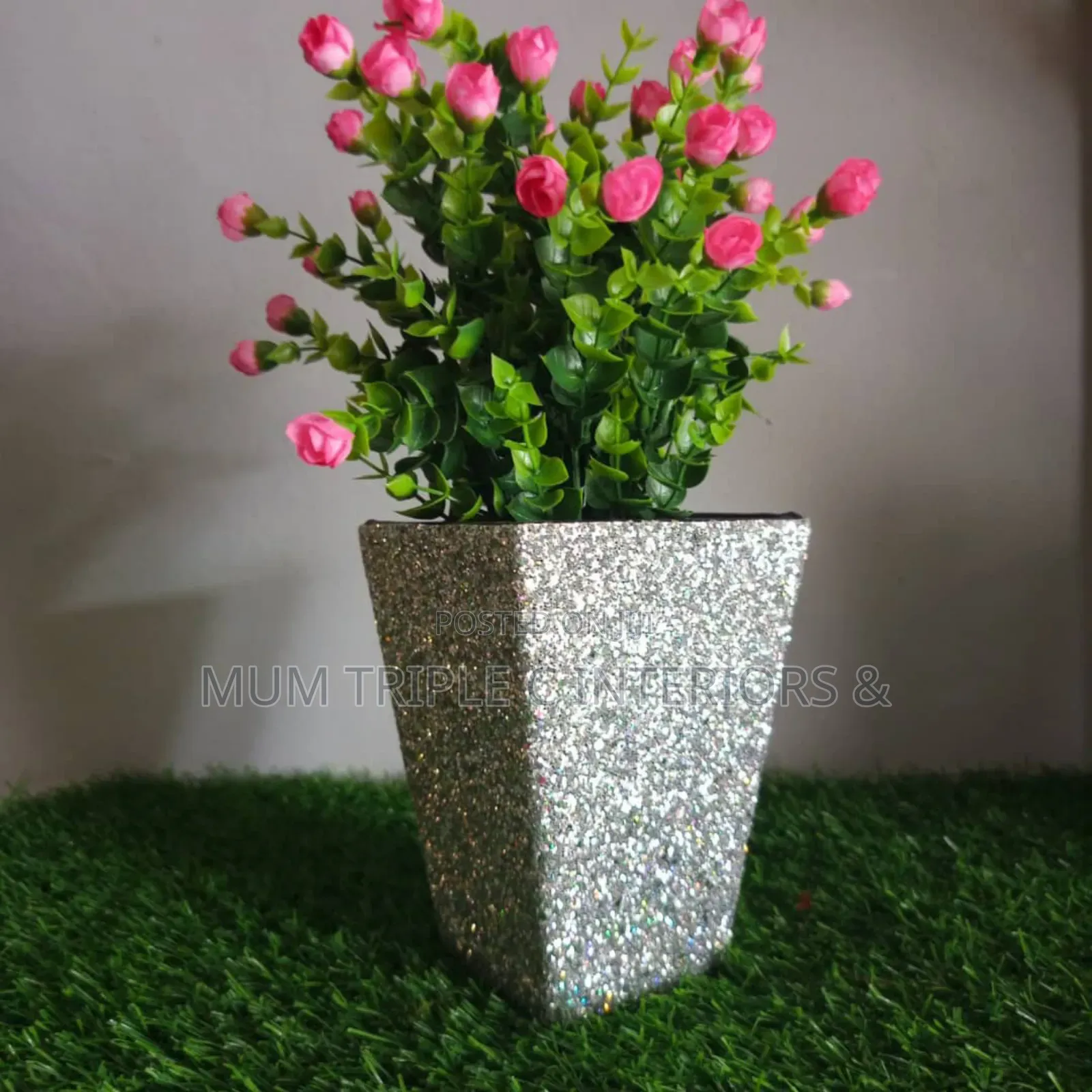 Mini Flowers and Bouquet