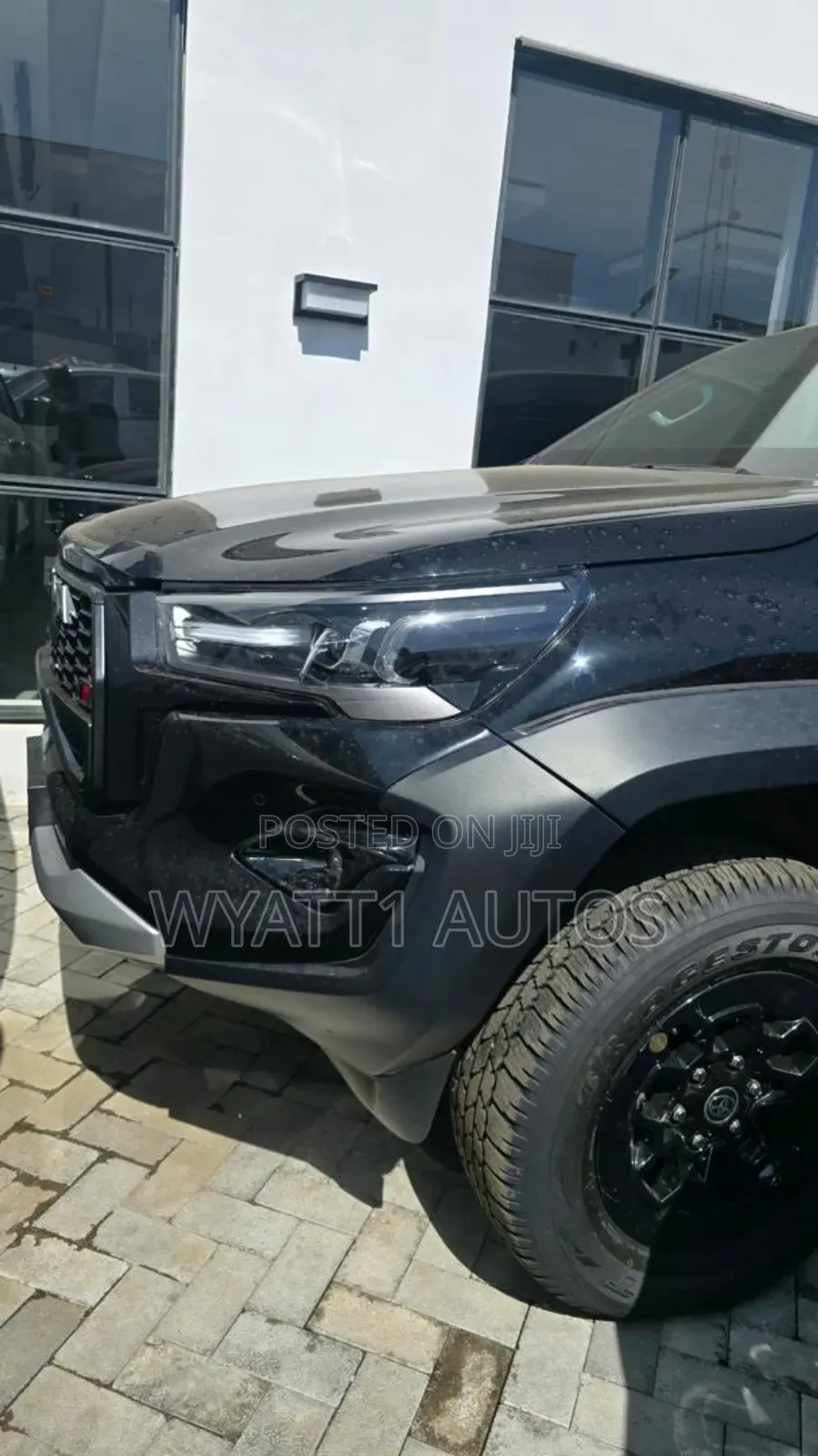 New Toyota Hilux 2024 Black