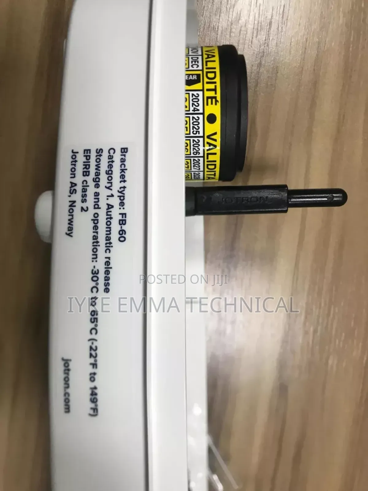 Jotron Tron 60ais Epirb With Float-Free Bracket and Hru