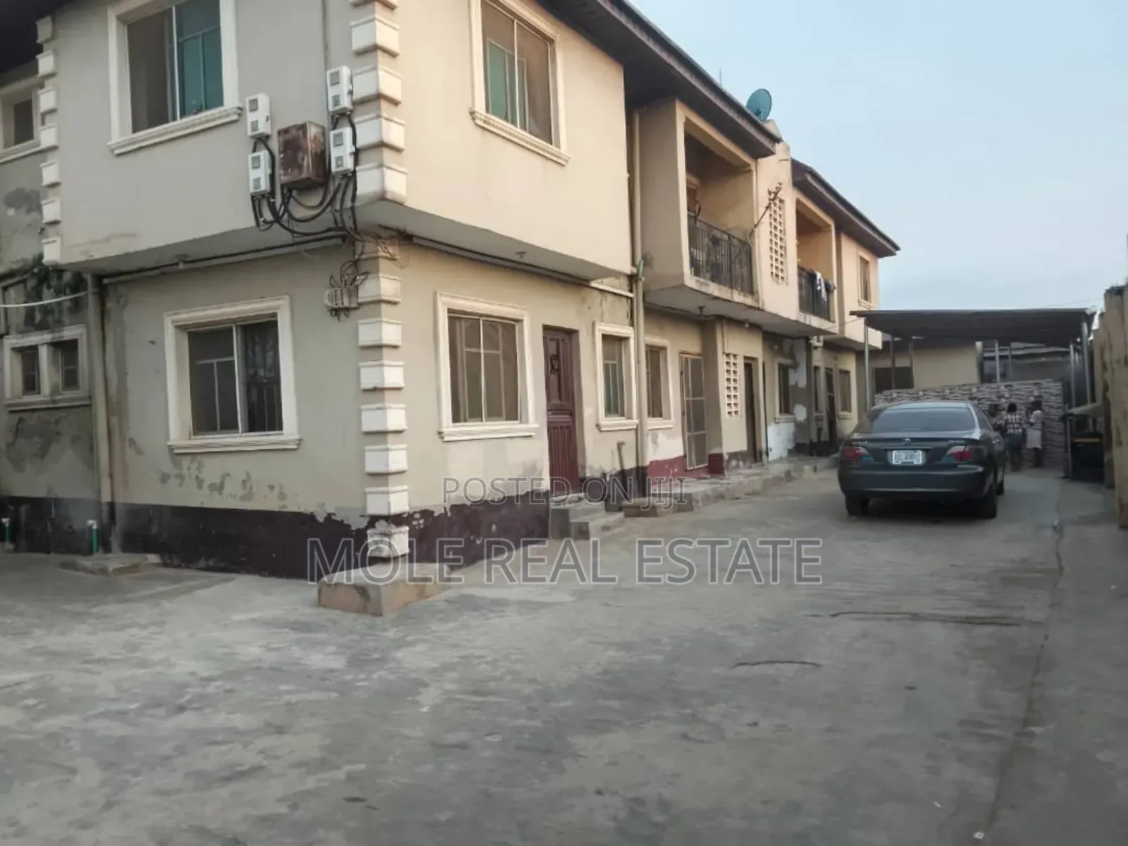 7 Block of Flats at Abaranje Close to the RD