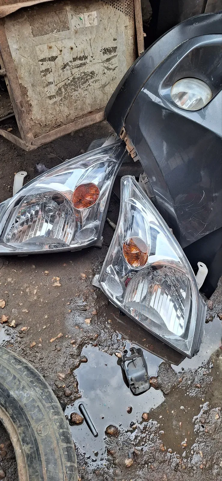 Headlamp Prado 2005 Model Tokunbo