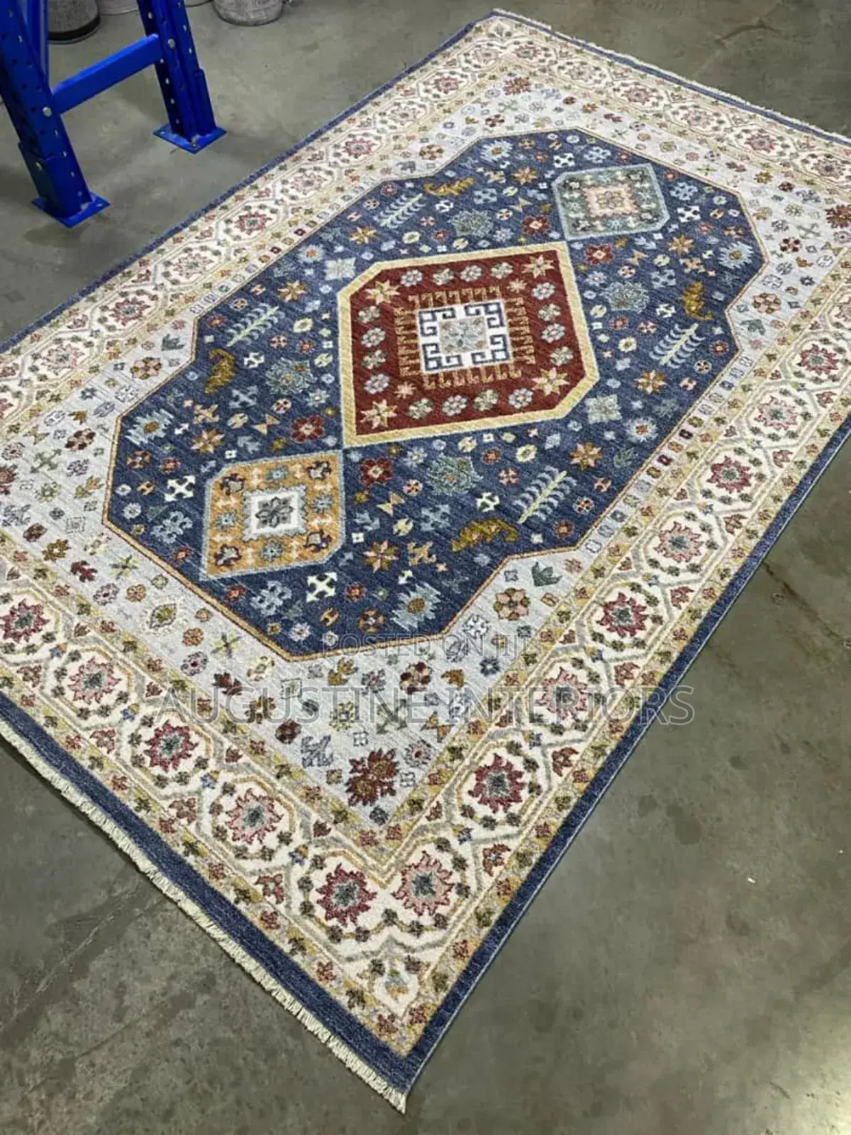 High Quality Turkish Disgn Center Rug Size 7/10
