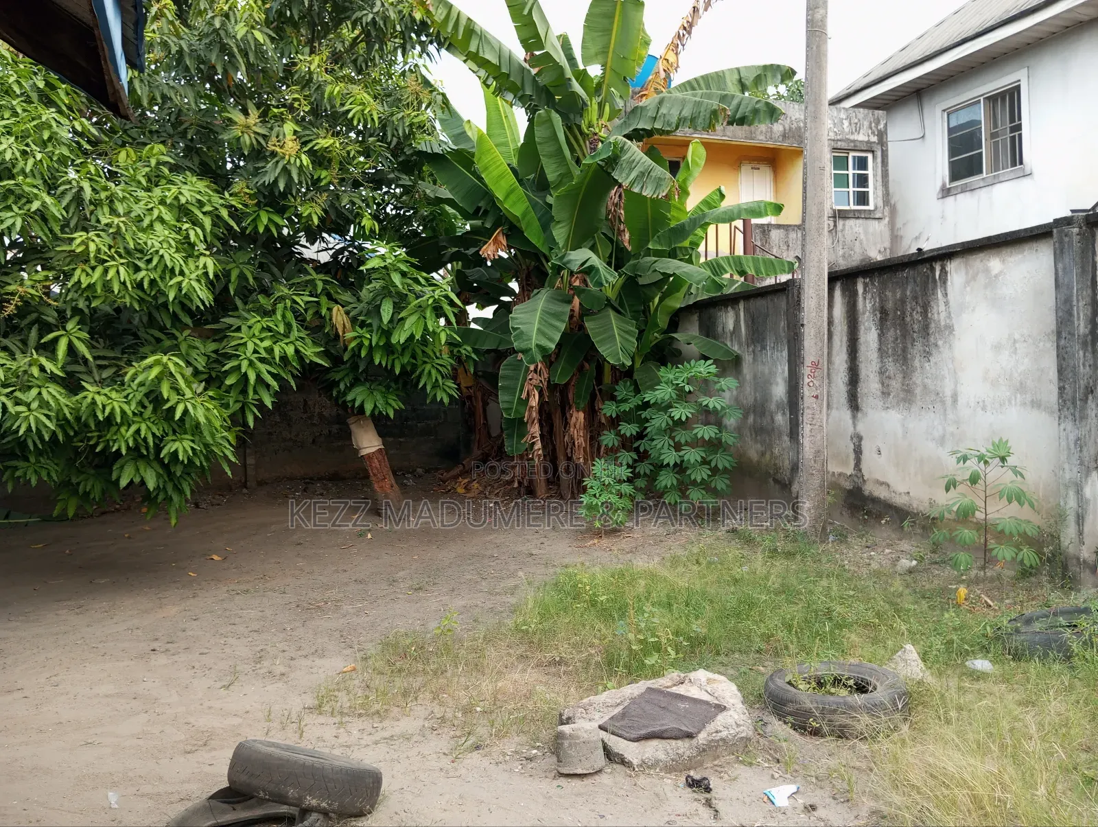 For Sale: Land With Self Contain ,Off Rd 1, Freedom Est, Ph