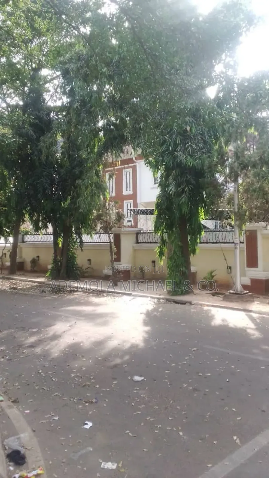 5bdrm Duplex in 5 Bedroom Fully, Zone 2 / Wuse for sale