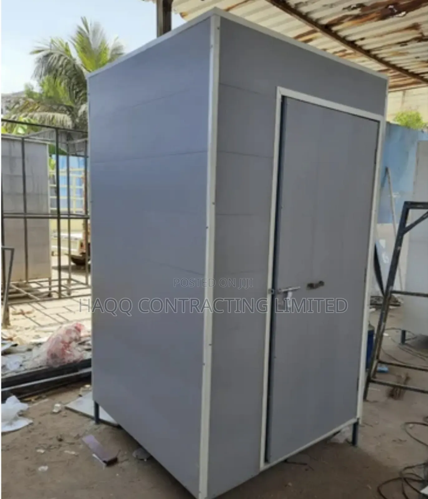 Portable Toilet Cabin 3.5ft × 3.5ft × 7ft