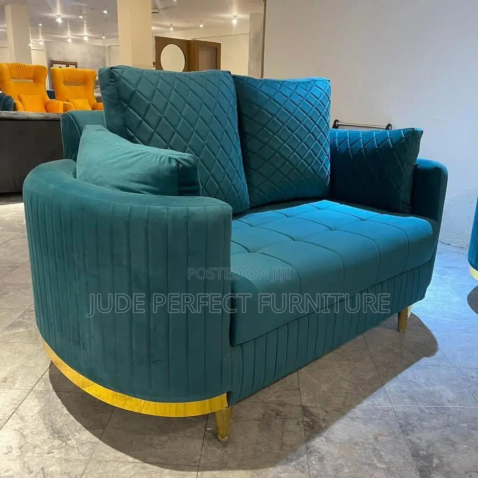 High Quality Set of Sofa