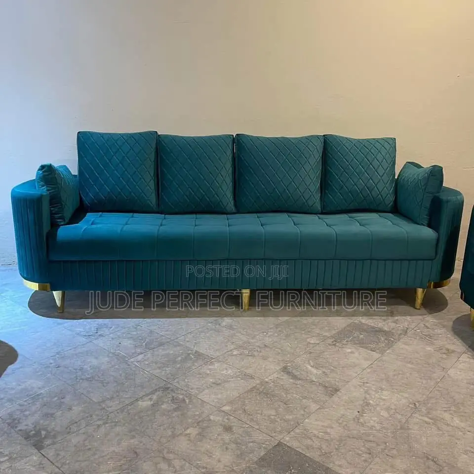High Quality Set of Sofa