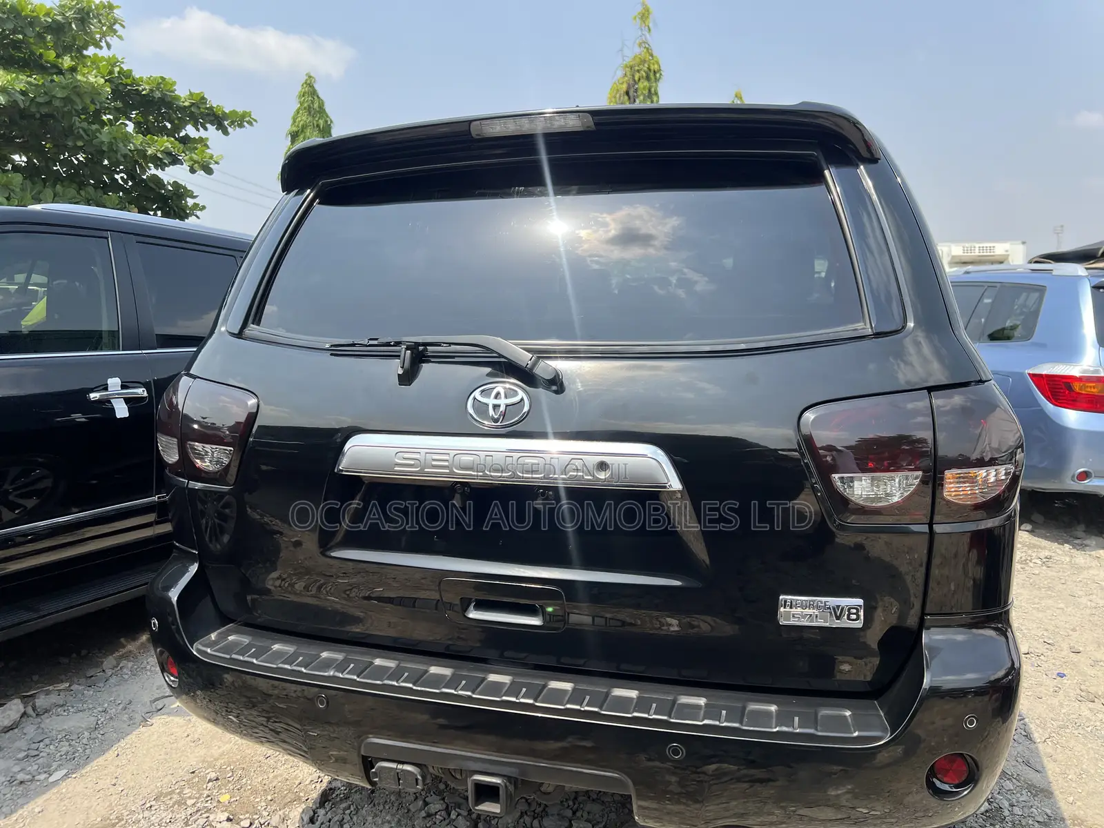 Toyota Sequoia Limited 4dr SUV 4WD (5.7L 8cyl 6A) 2015 Black