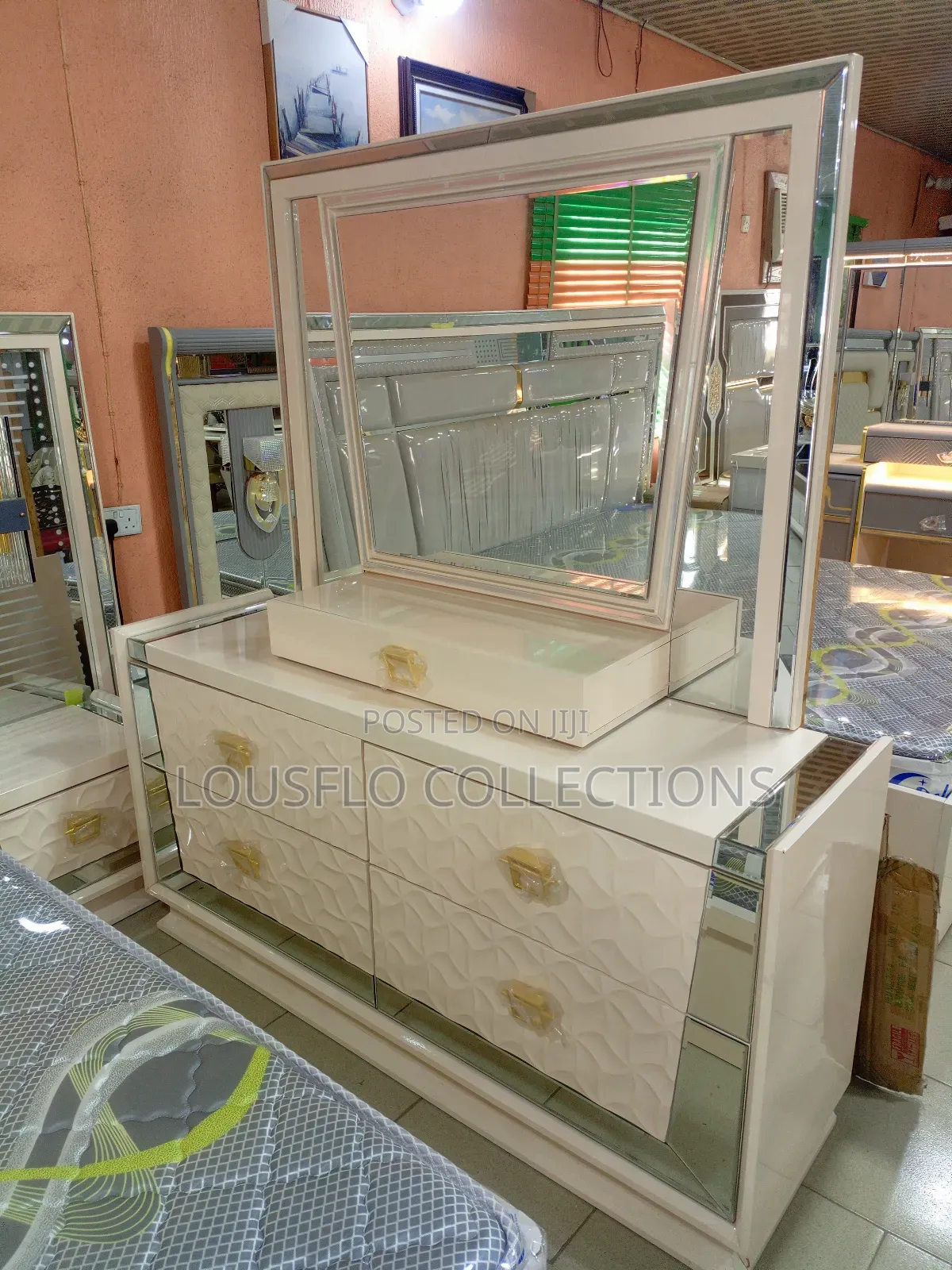 Your Quality Turkish Bed With Light and Dressing Mirror Set