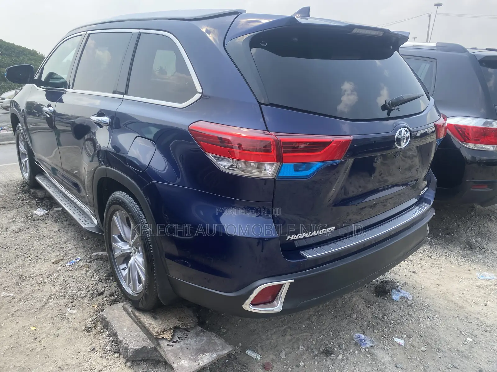 Toyota Highlander LE V6 4x4 (3.5L 6cyl 6A) 2016 Blue