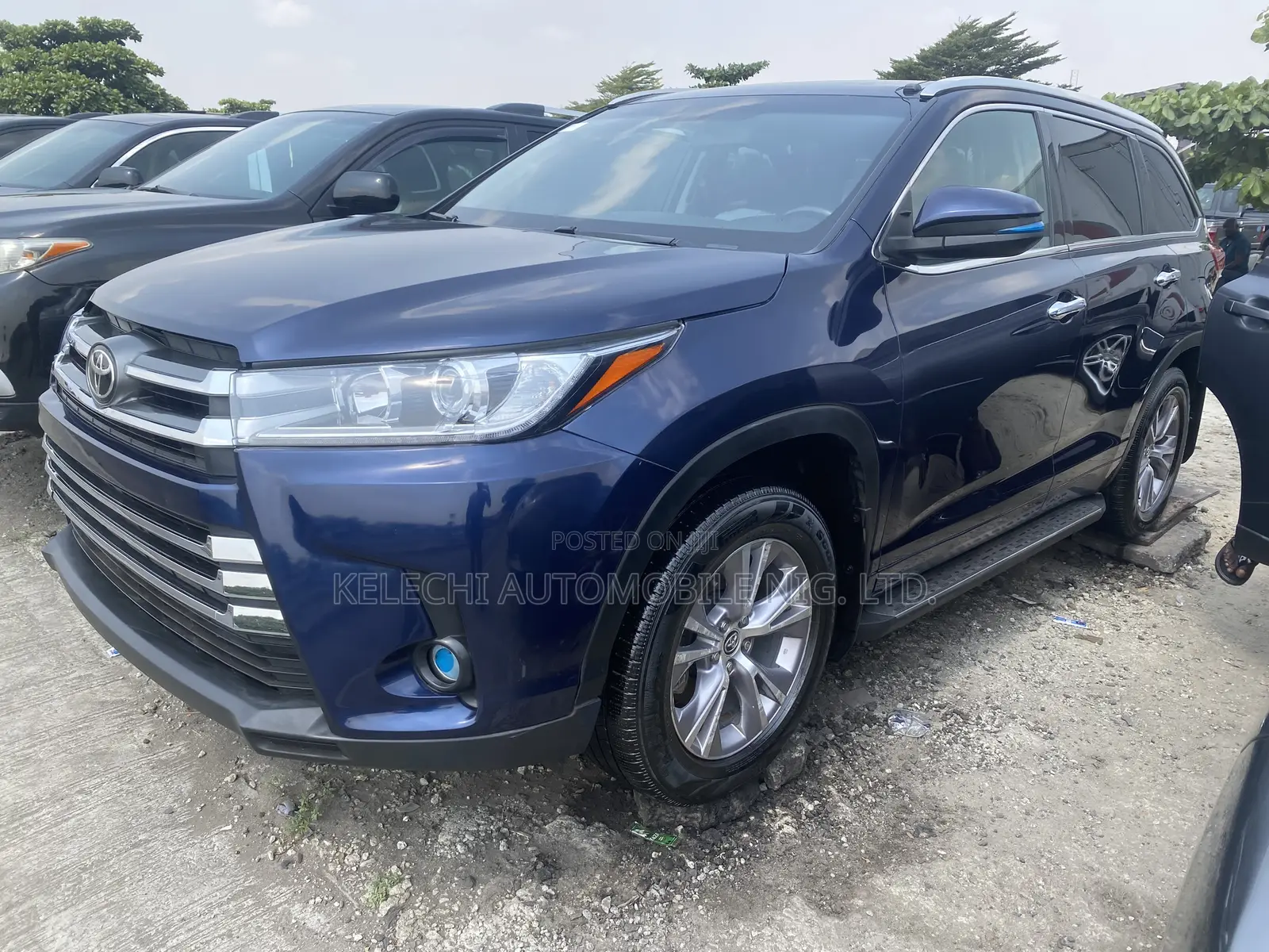 Toyota Highlander LE V6 4x4 (3.5L 6cyl 6A) 2016 Blue
