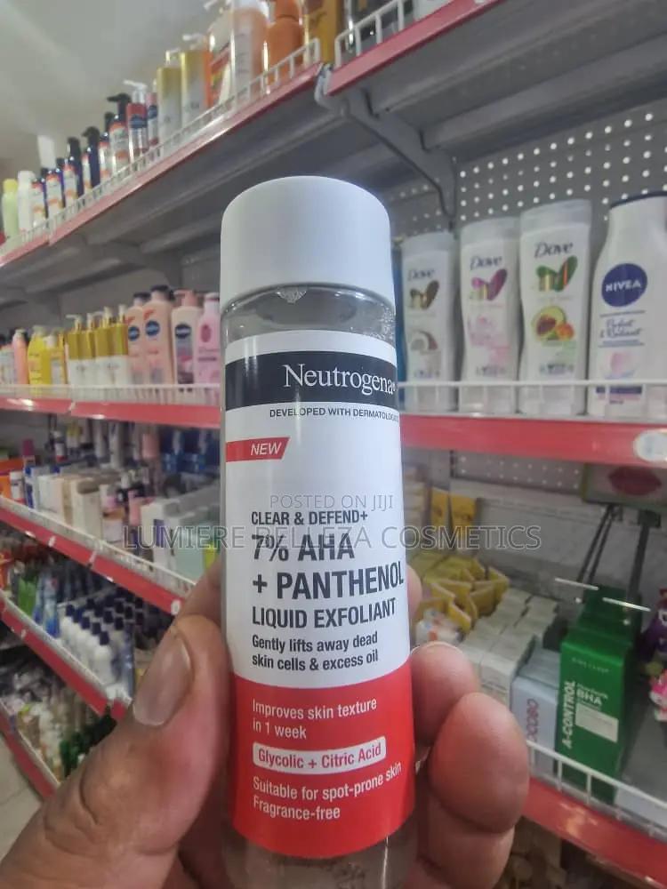 Neutrogena Clear Defend+ Liquid Exfoliant With AHA + Pant