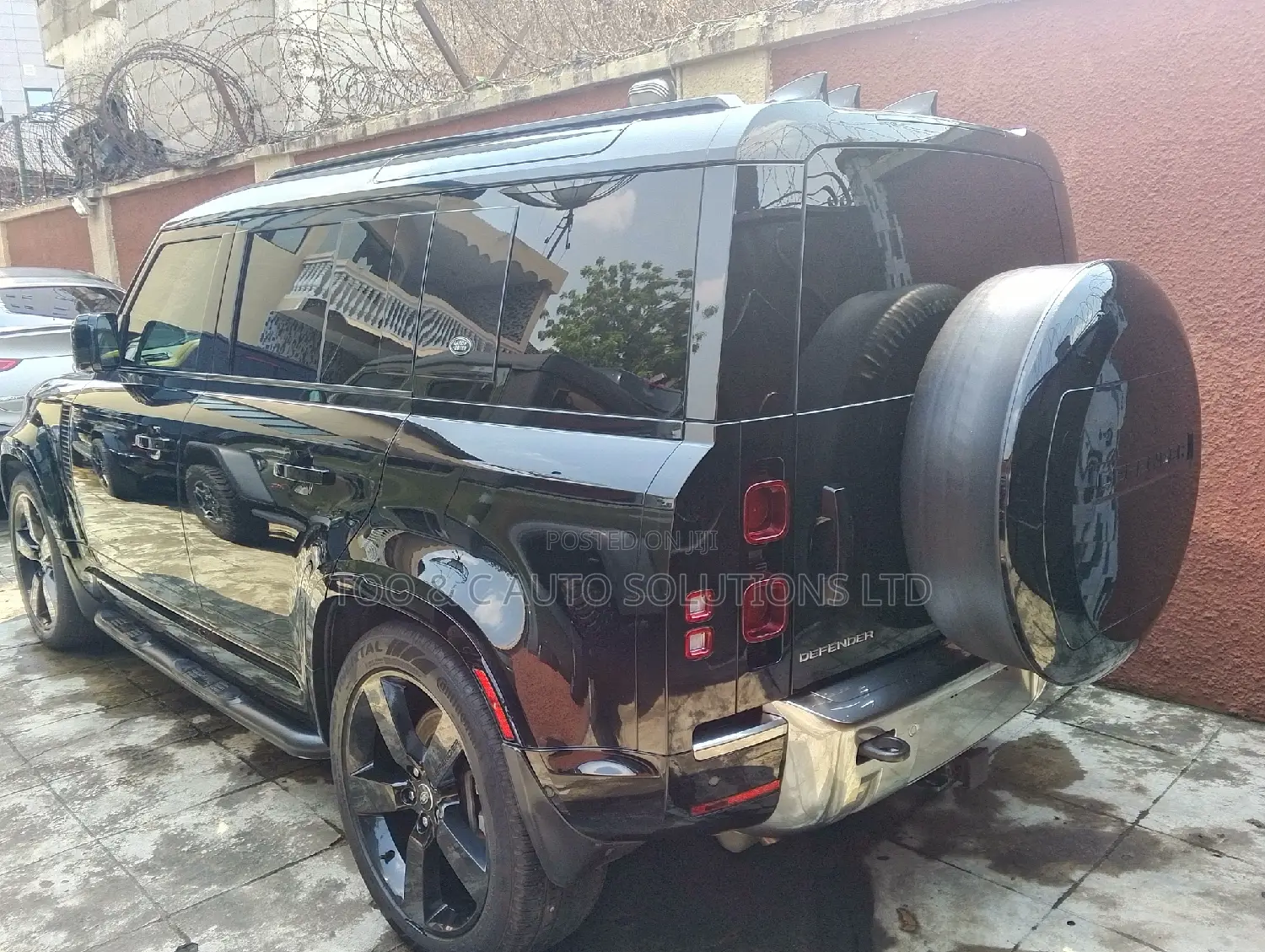 Rover Land 2023 Black
