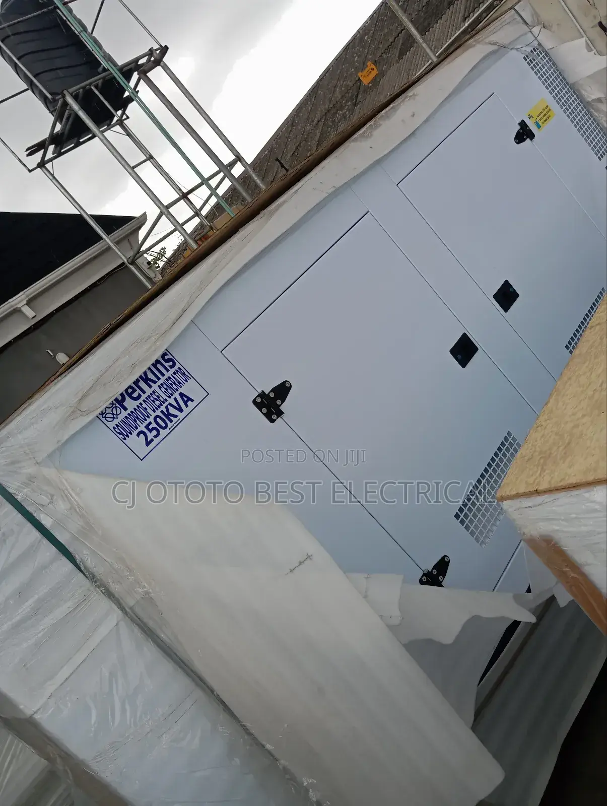 Brand New 250kva Perkins Gen Soundproof 2 Years Warranty
