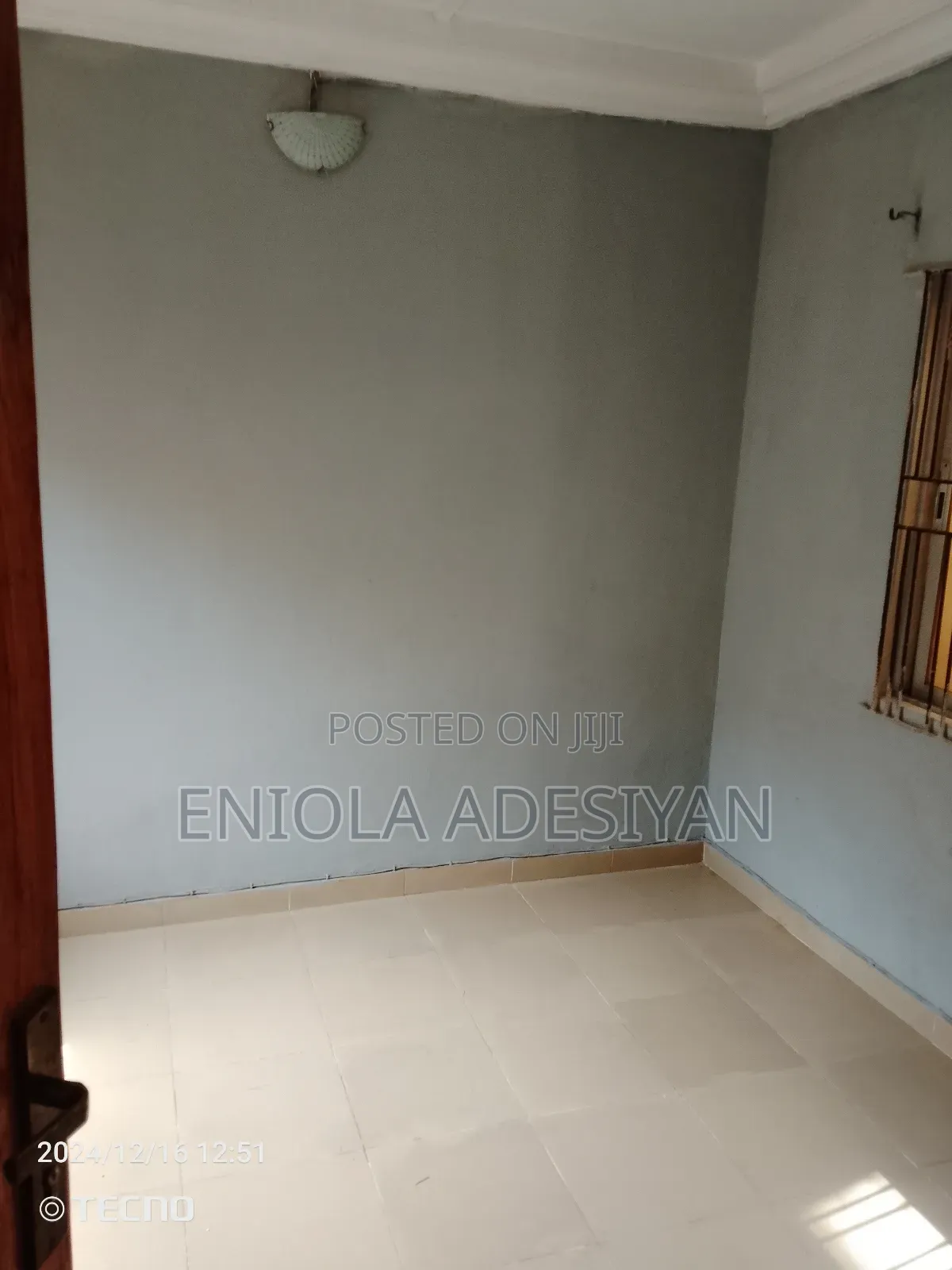 1bdrm Block of Flats in Femi Sobowale Estate, Ikorodu Garage for rent