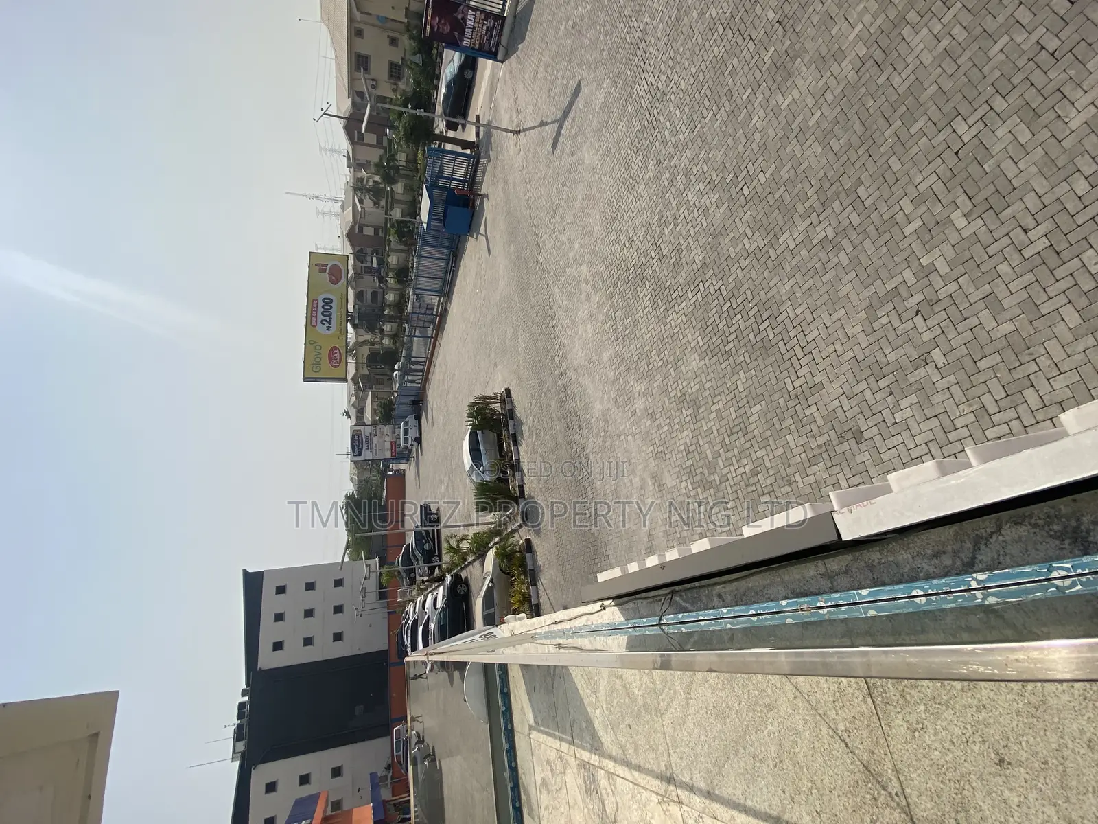 295 Square Metter Open Space Show Room for Rent