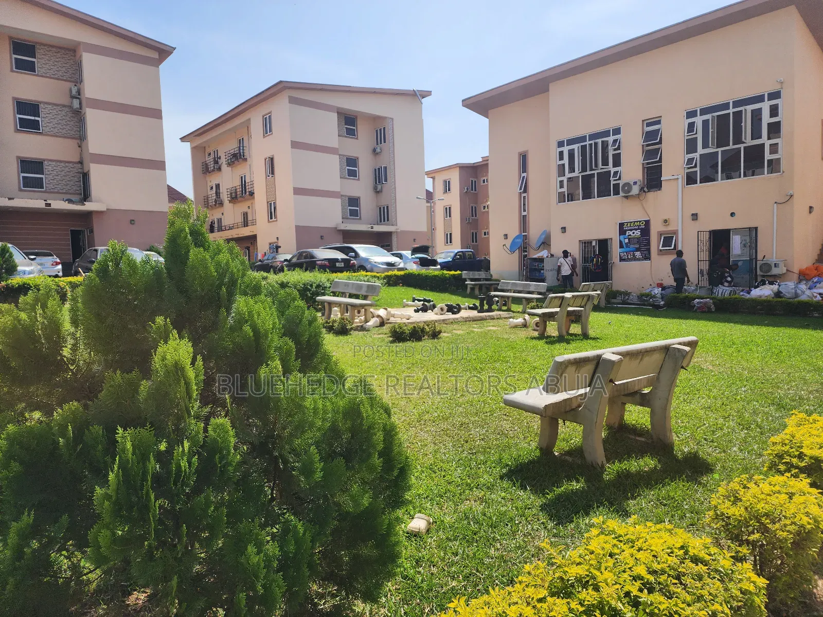 Fully Serviced Luxury One (1) Bedroom Apartment (Ensuite)