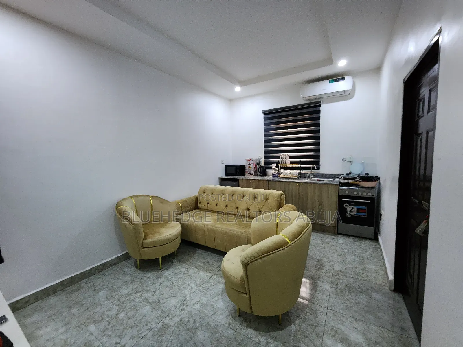 Promo: Newly Furnished Luxury Cozy One 1 Bedroom Apartment