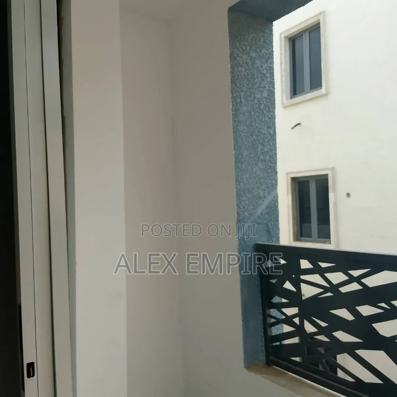 4bdrm Duplex in Ago Palace for rent