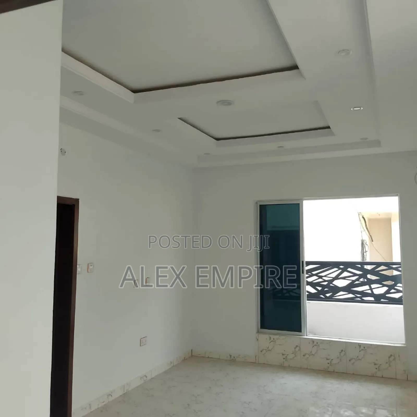 4bdrm Duplex in Ago Palace for rent