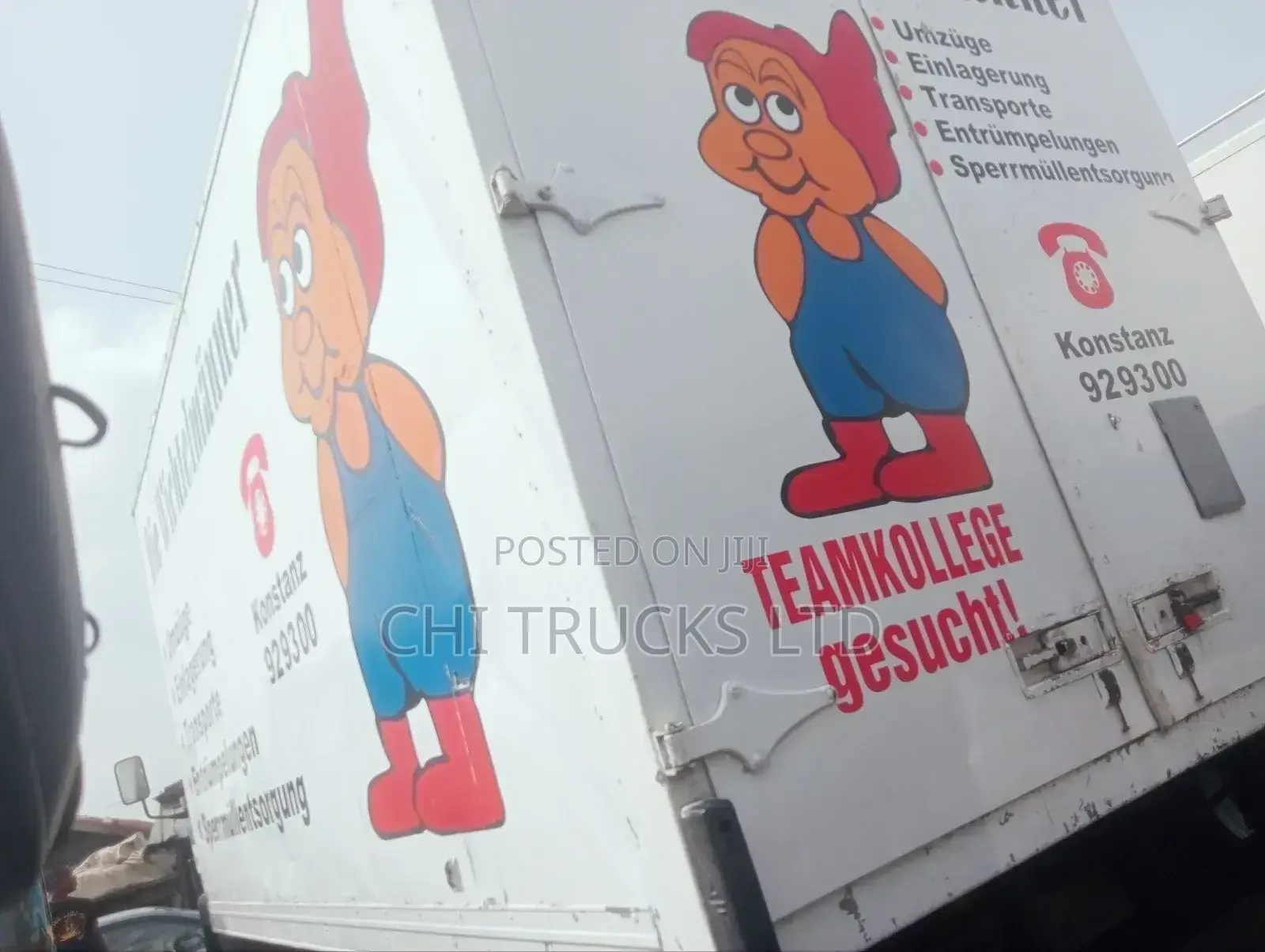 Mercedes-Benz 814 Container Body Truck