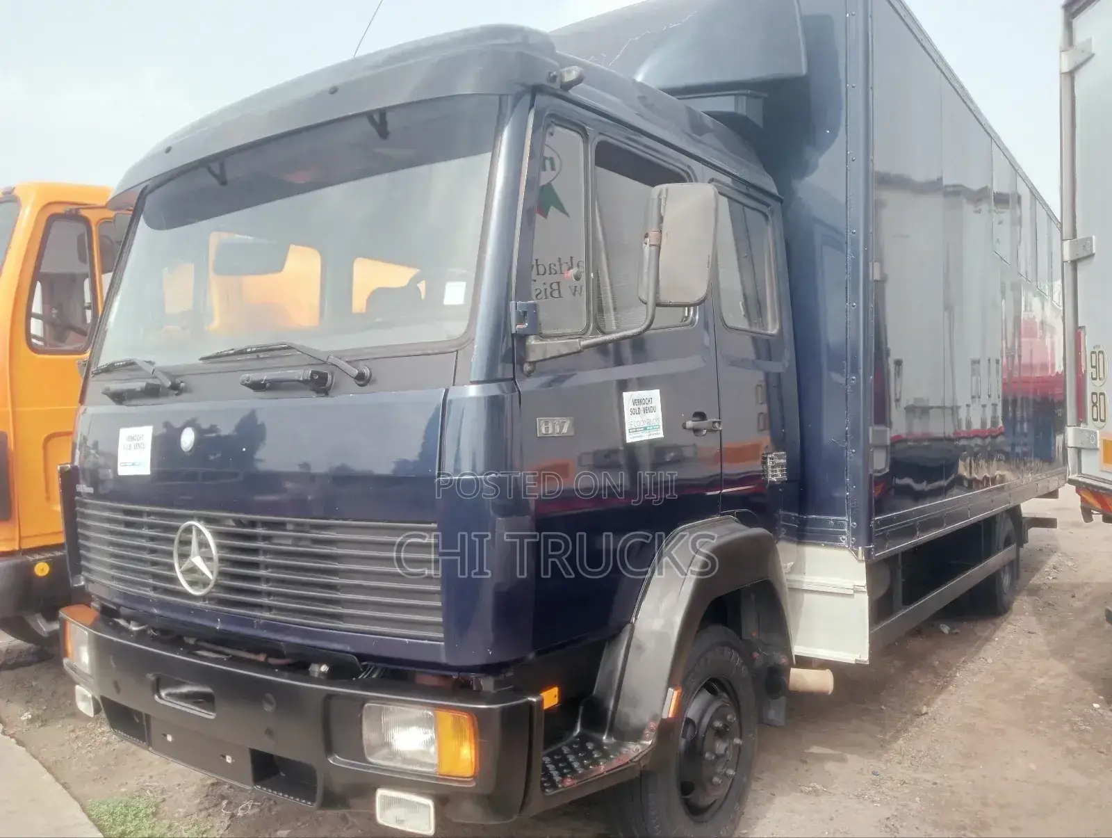 Mercedes Benz 817 Container Body Truck