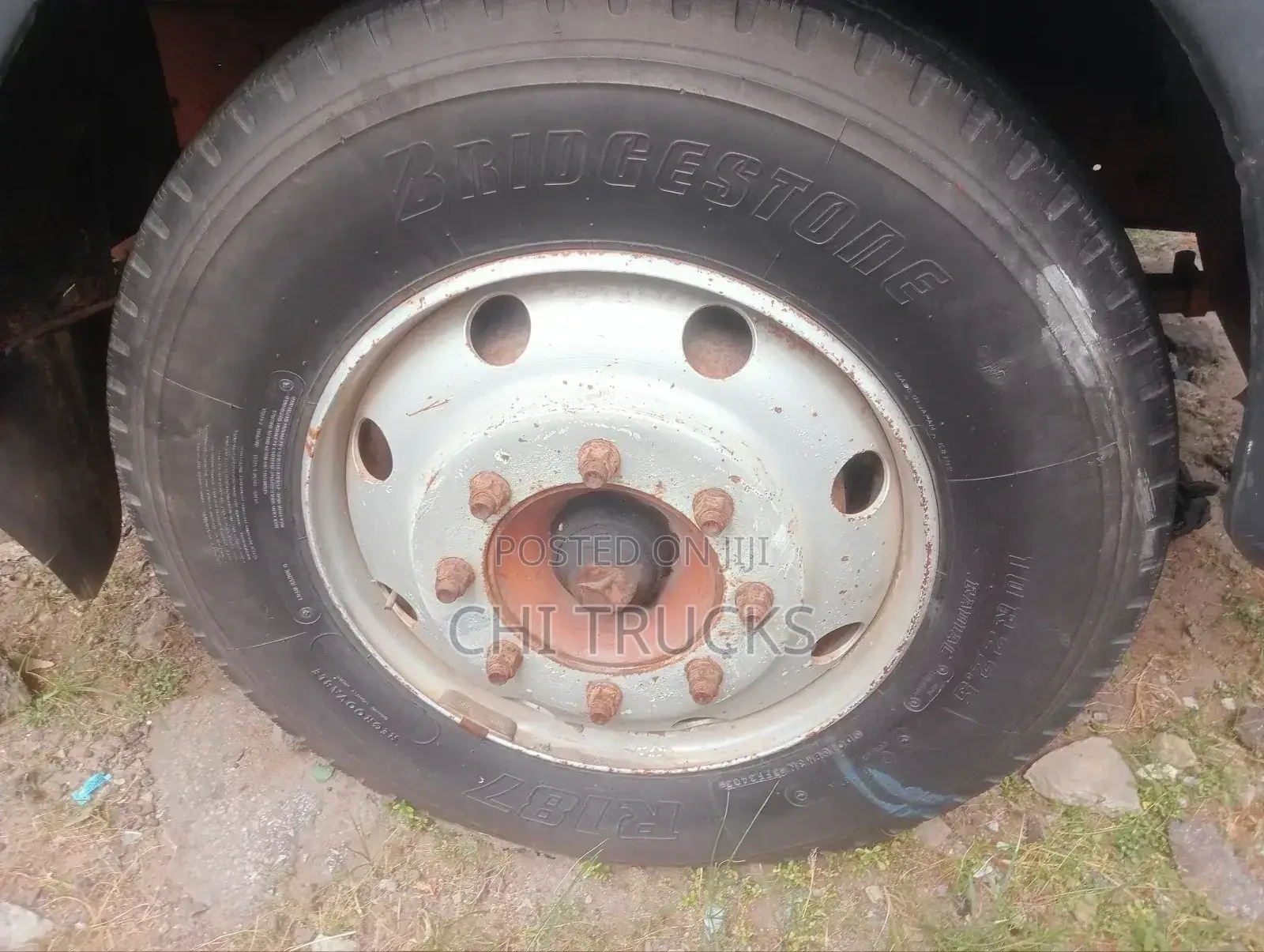 Mercedes-Benz 911 Tipping Truck