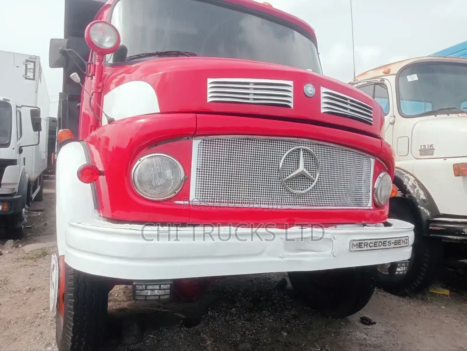 M/Benz Tipping Truck 911 With Auxiliary