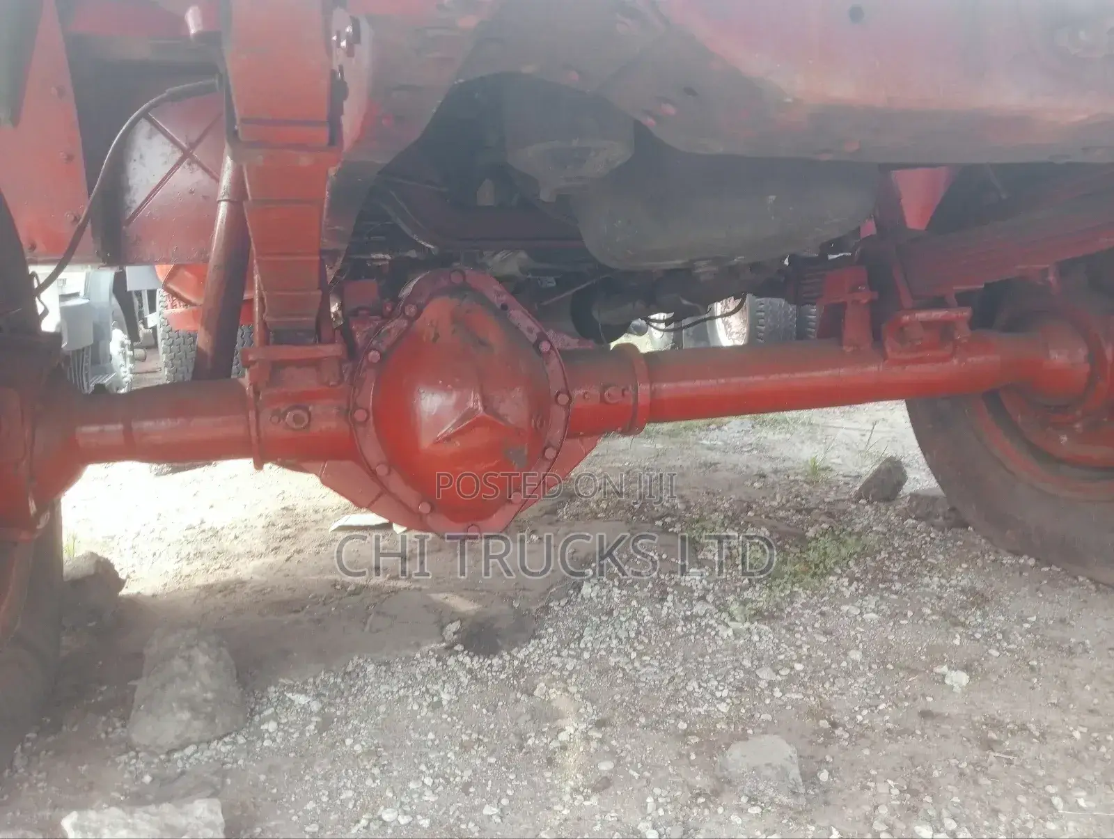M/Benz Tipping Truck 911 With Auxiliary