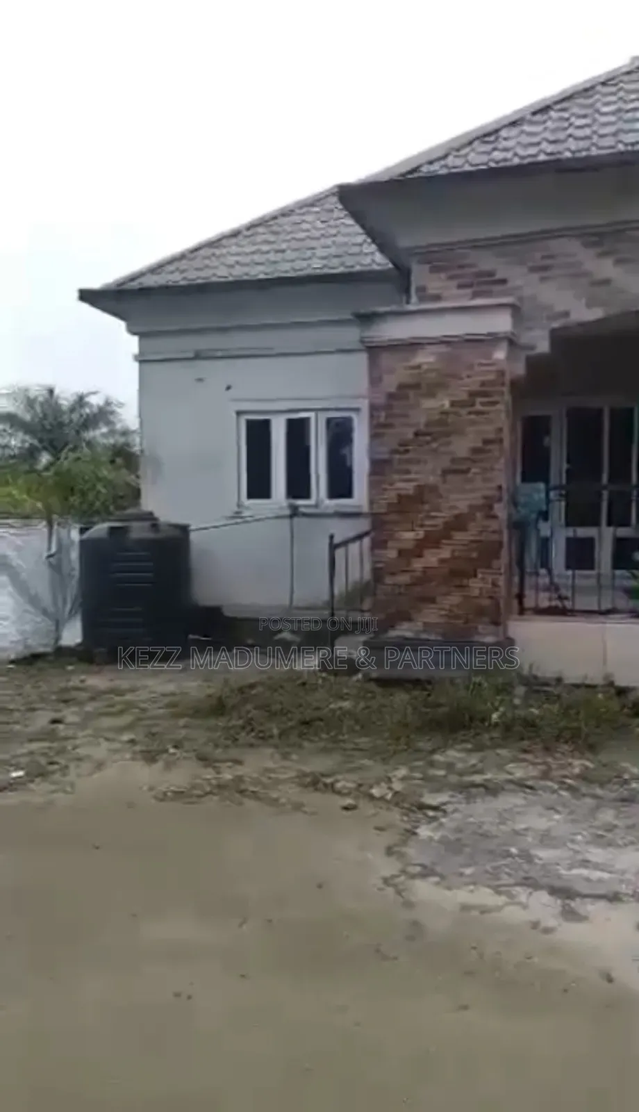 4bdrm Bungalow in Farm Road, Eliozu , for sale