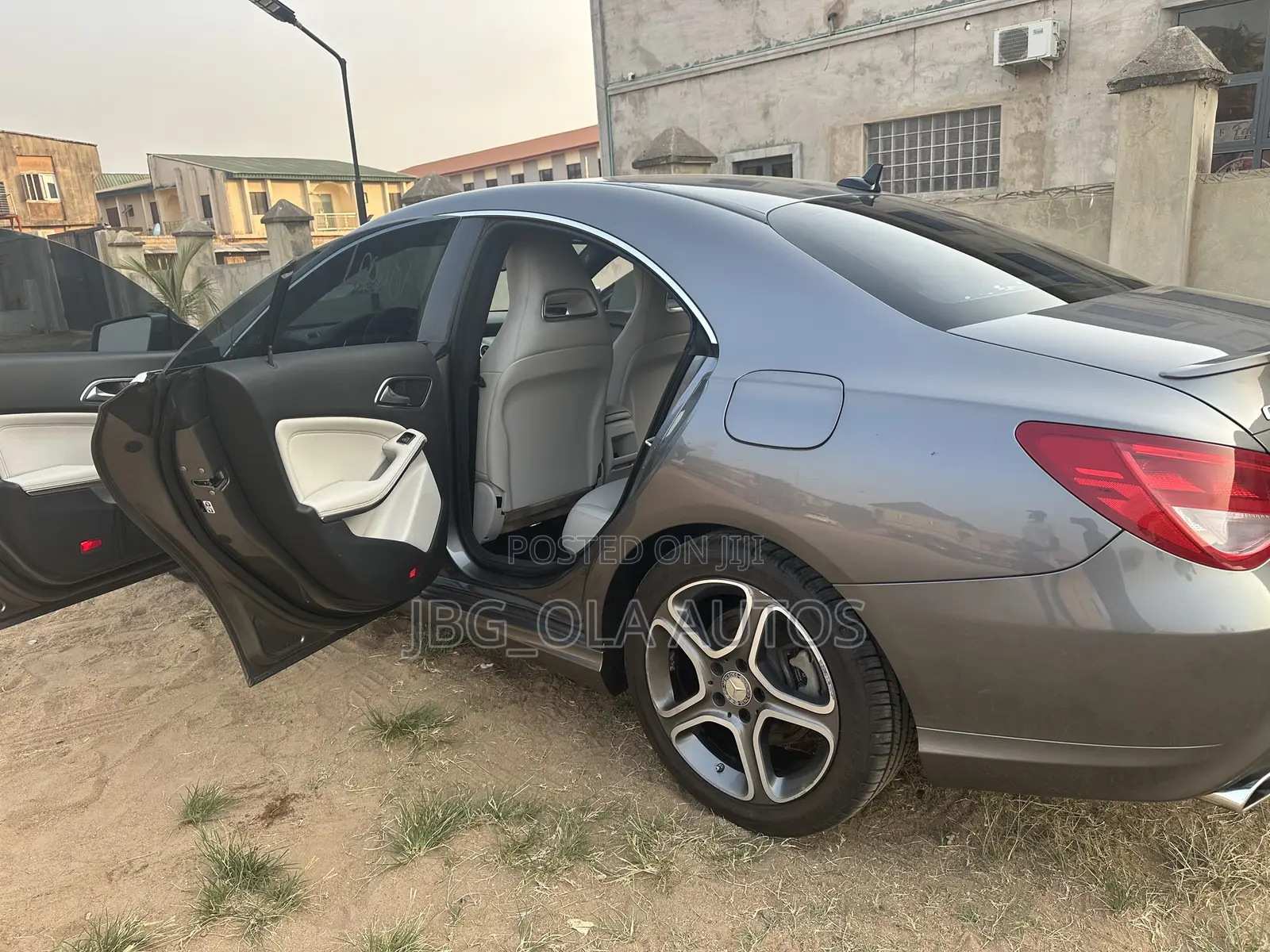 Mercedes-Benz CLA-Class CLA 250 4MATIC Sedan 2015 Gray