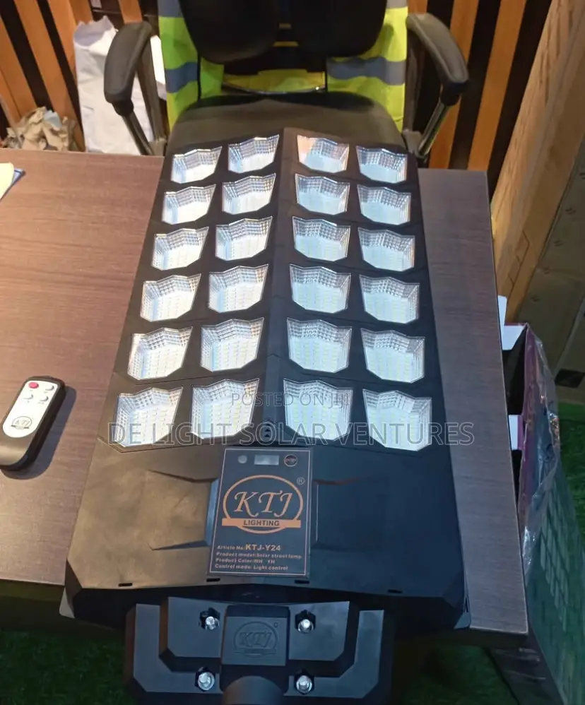 2400w KTJ All in One Solar Street Light