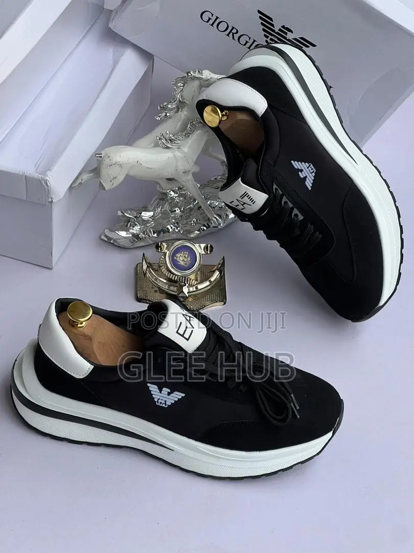 GIORGIO ARMANI Laced Sneakers