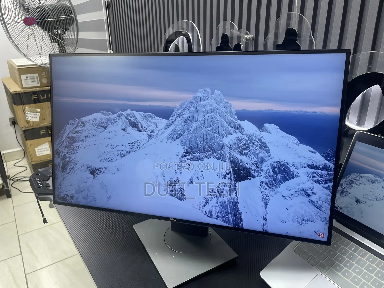 Dell U2717d Ips 27" QHD Ultrasharp Led LCD Monitor