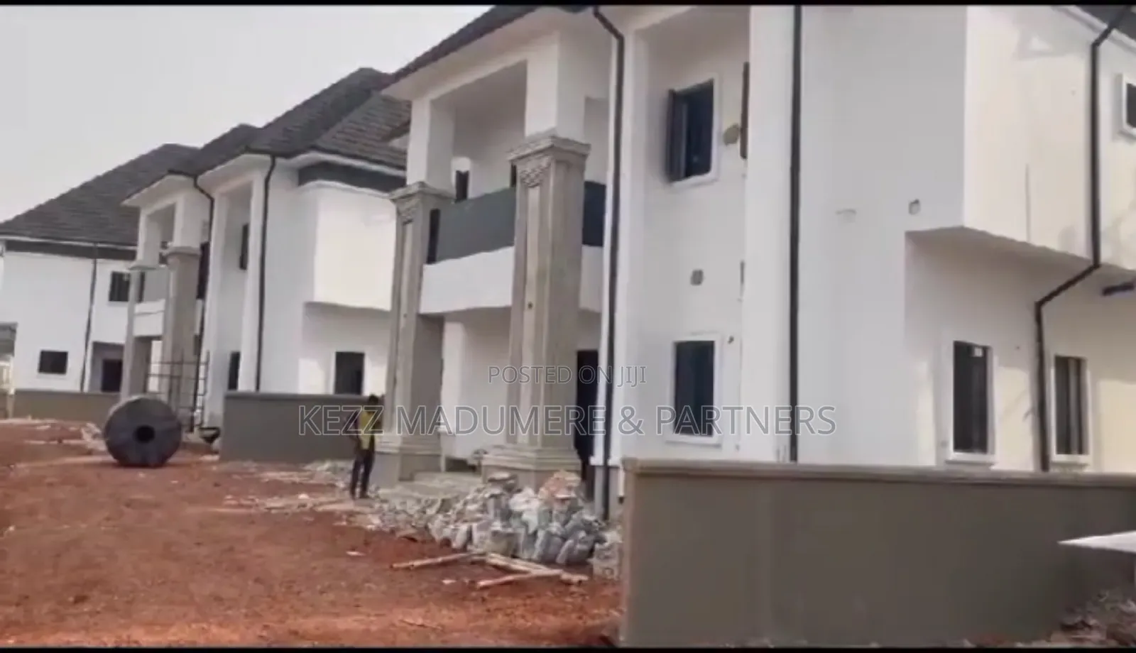 5bdrm Duplex in Near Shoprite, Gra, for sale