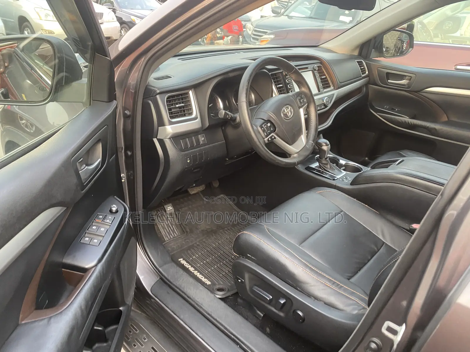 Toyota Highlander XLE V6 4x2 (3.5L 6cyl 6A) 2016 Gray