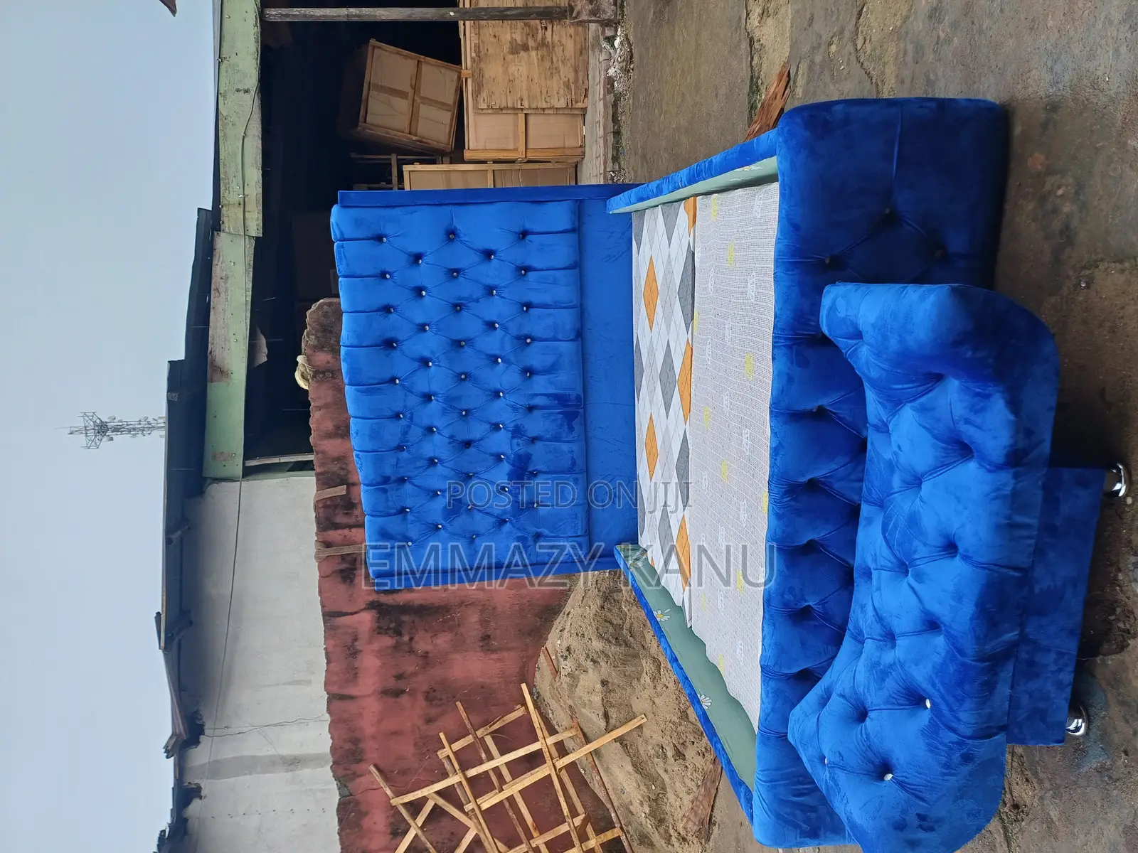 4 and Half By6 Bedframe With Footrest