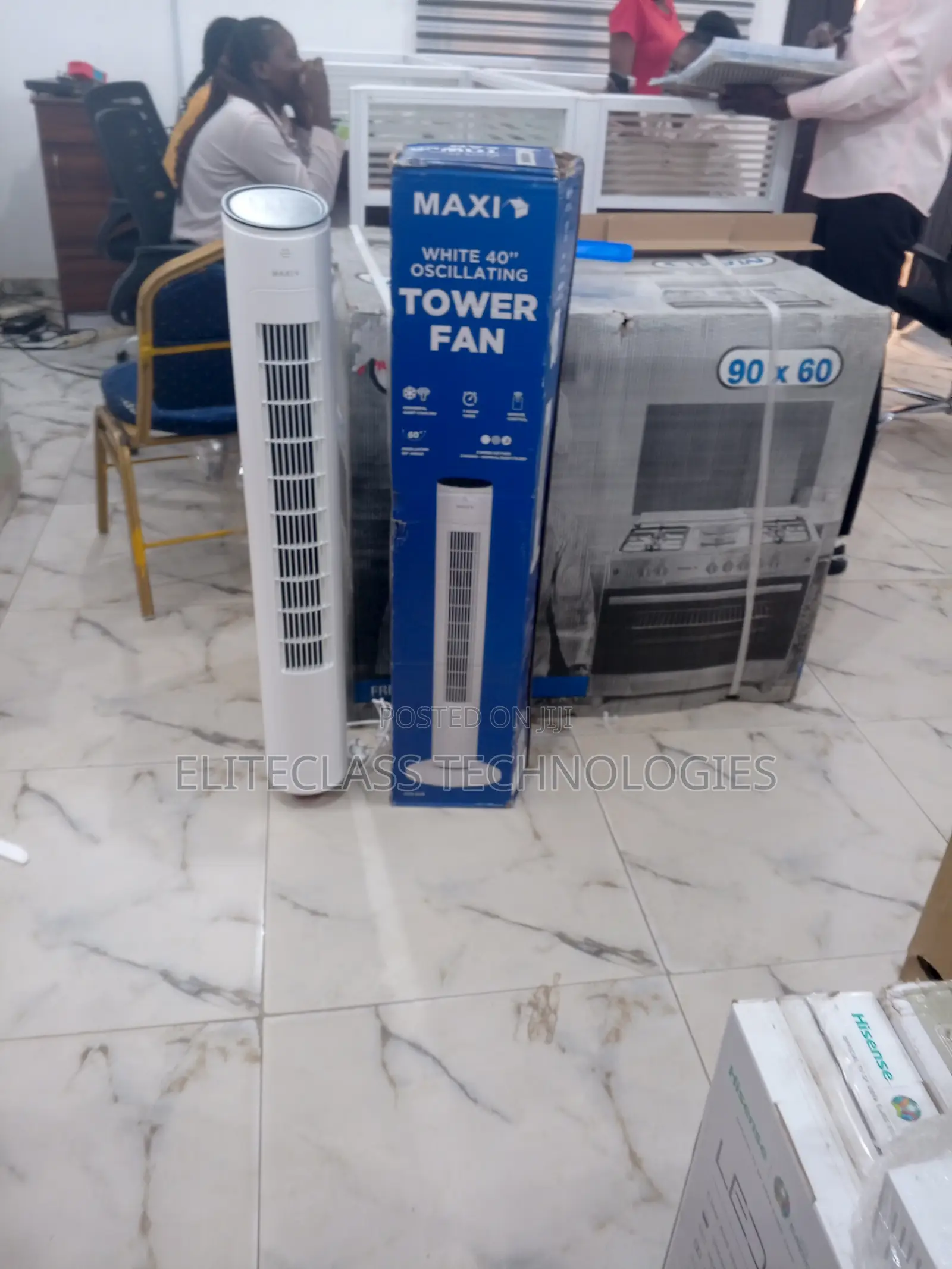Maxi 40" Oscillating Tower Fan High Efficiency
