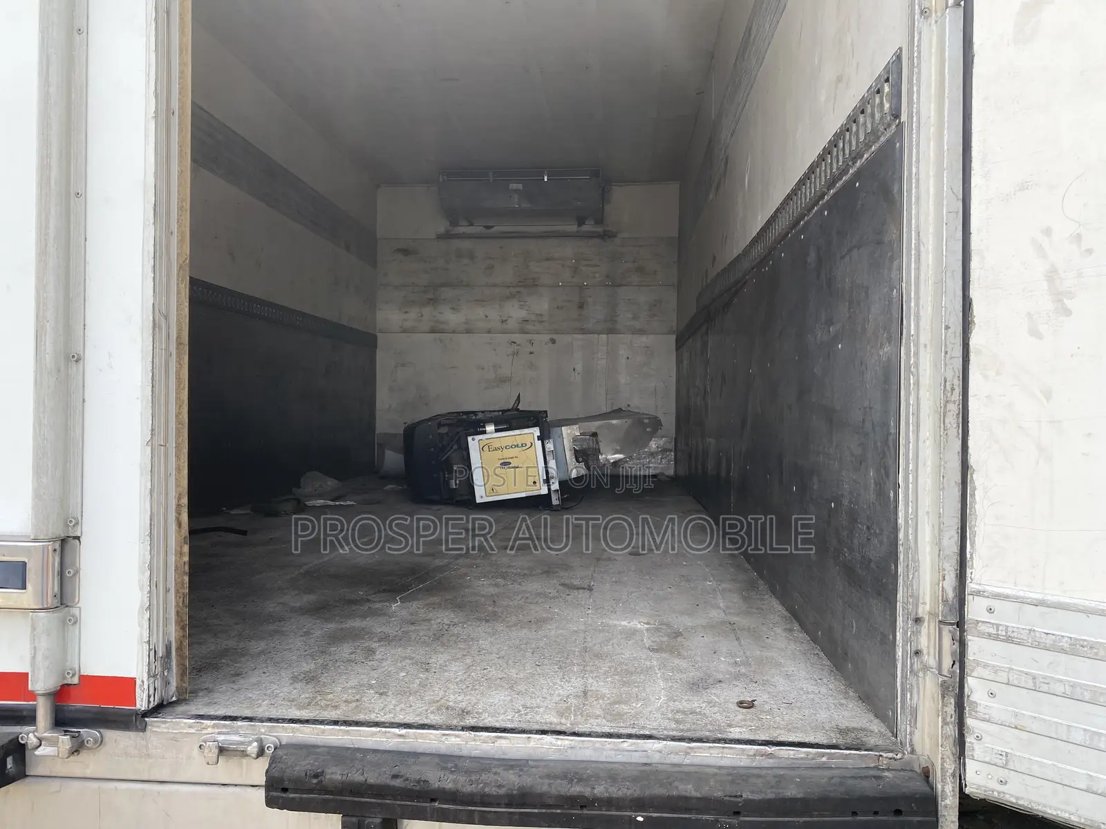 Mercedes Benz Cooking Van Truck