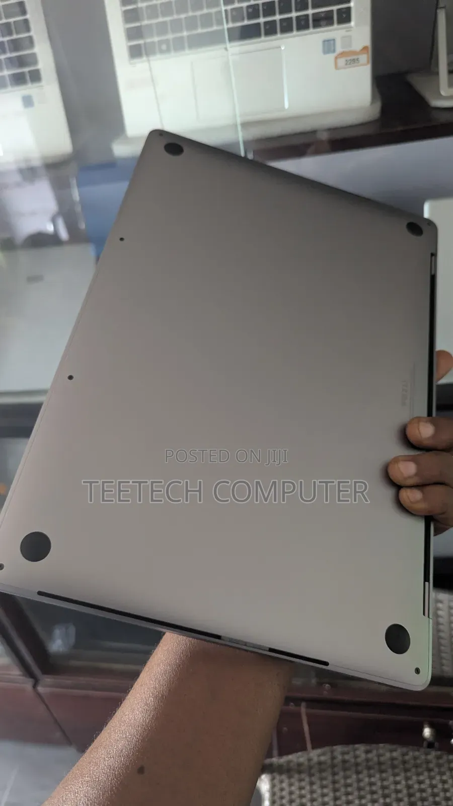 Laptop Apple MacBook Pro 2019 16GB Intel Core I7 SSD 512GB