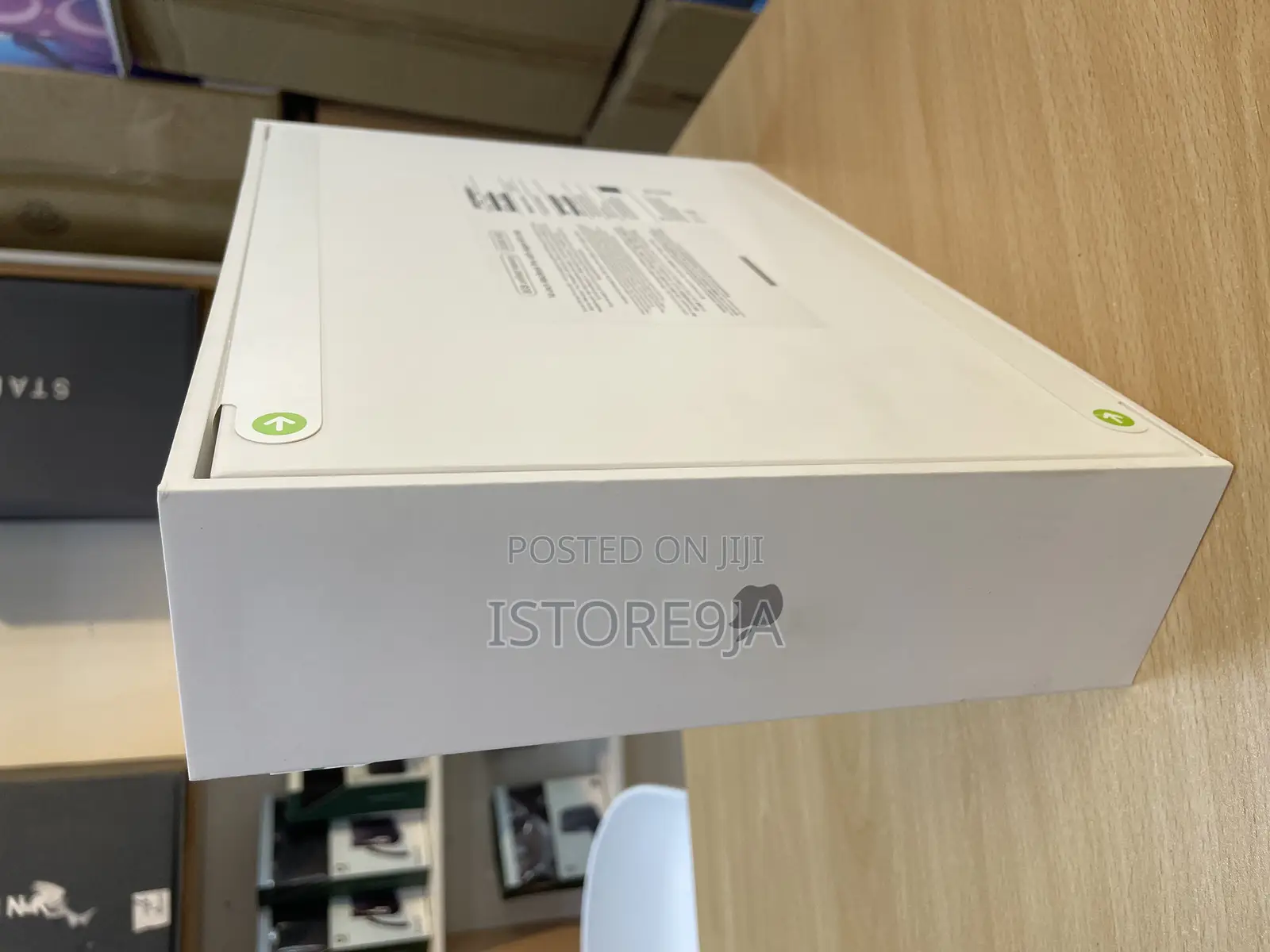 New Laptop Apple MacBook Pro 8GB Apple M3 Pro SSD 512GB