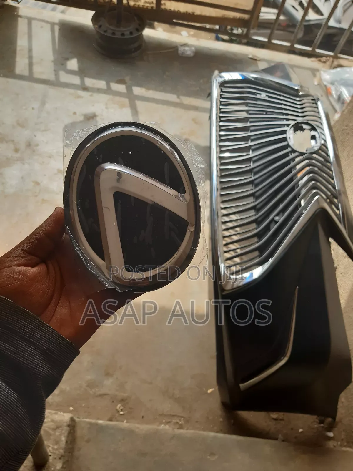 Front Bumper for Lexus Es350