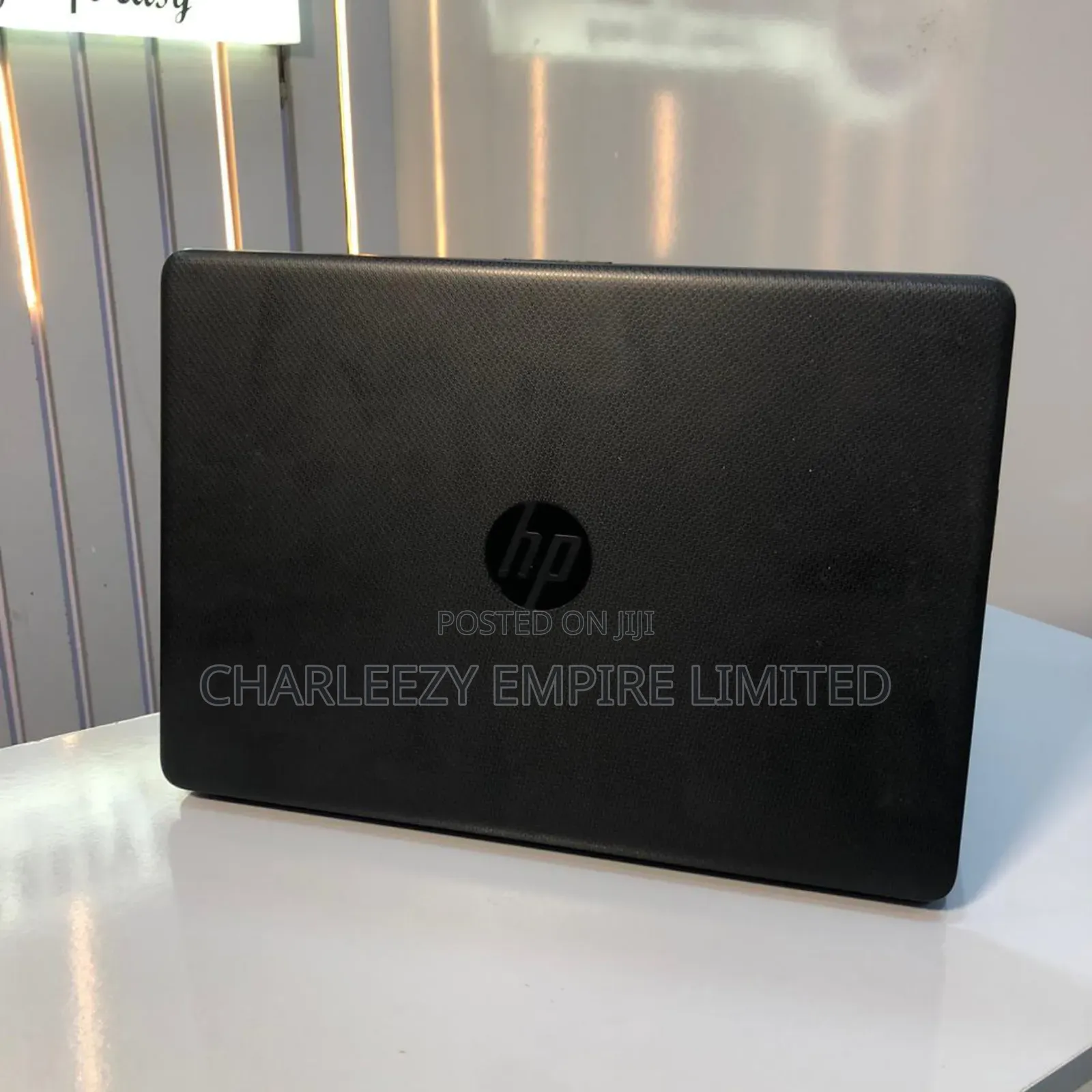 Laptop HP 14-Dq2031tg 8GB Intel Core I3 SSD 256GB