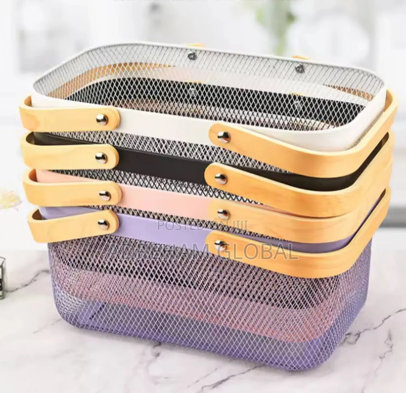 Metal Steel Wire Food Storage Basket With Wooden Handle