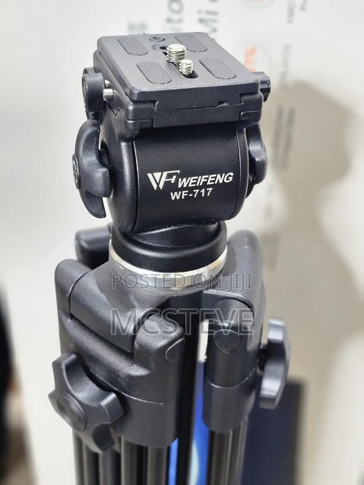 Weifeng WF -717 Heavy Duty Tripod Stand