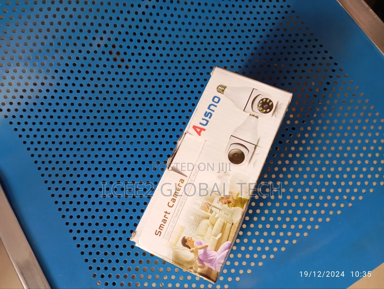Wifi Bulb Rotating Cameras