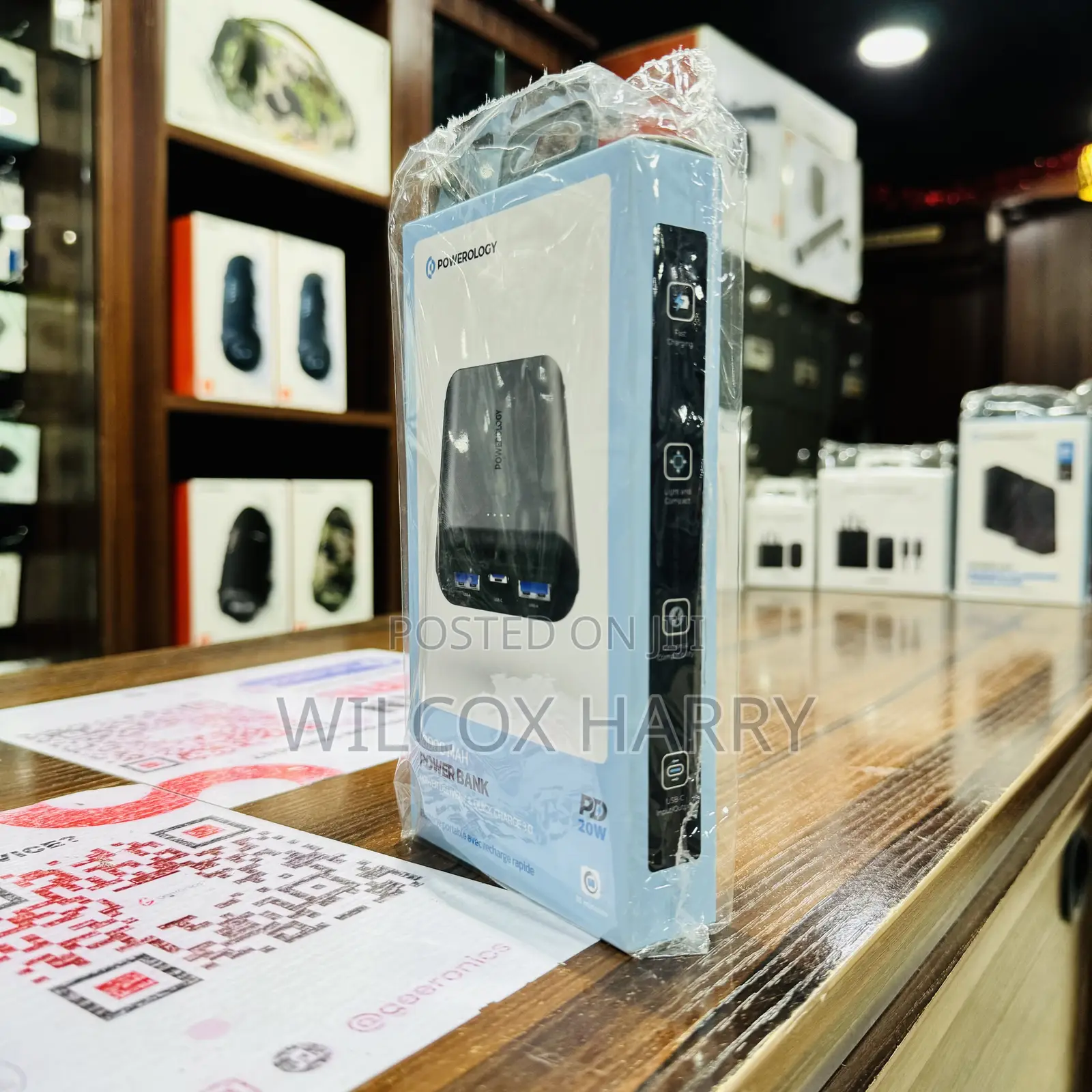 Powerology 10000mah Pd20w USB-C Fast Charging Power Bank