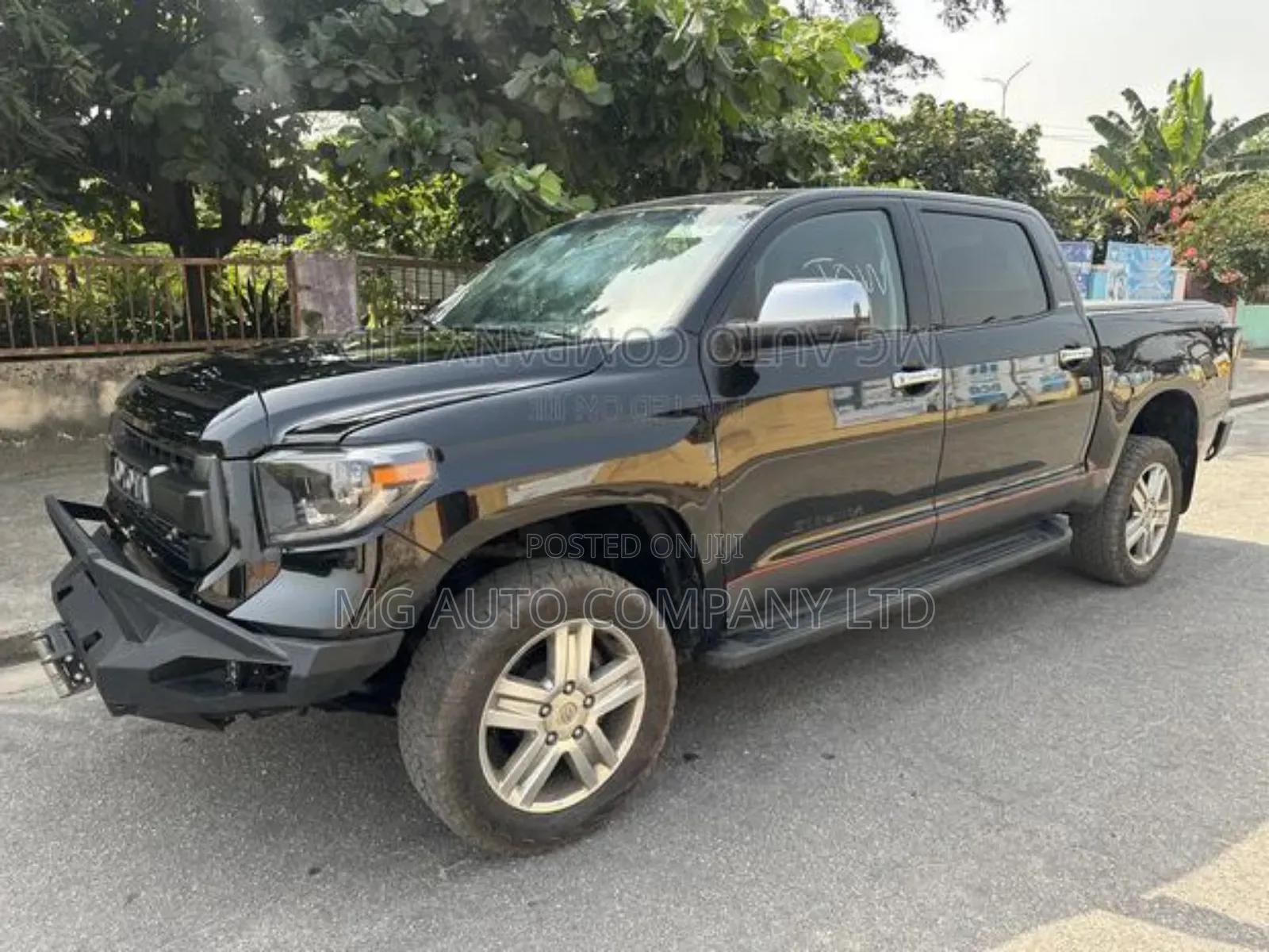 Toyota Tundra CrewMax 4x4 Platinum 5.7L V8 FFV* 2013 Black